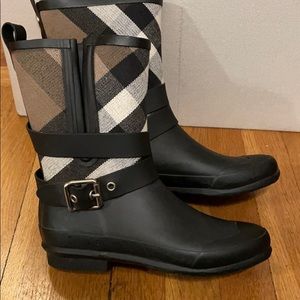 Burberry rain boots